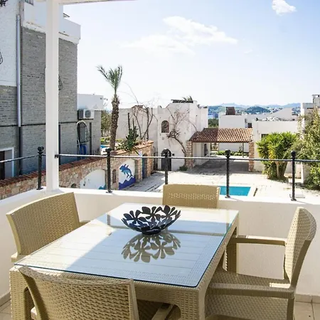 Daire Dolphin Residences Taflan 2 *